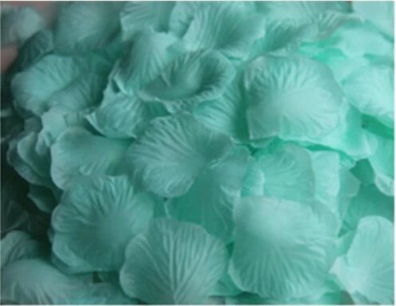 5000 Piece Silk Rose Petals for Wedding Decor