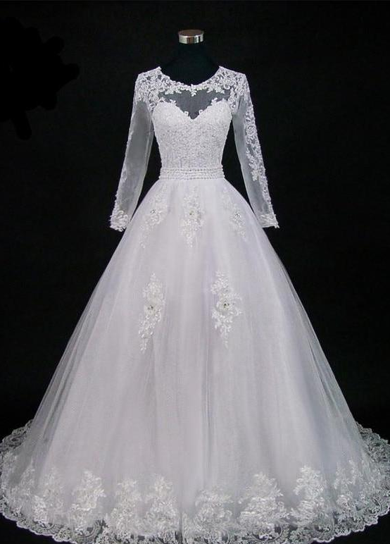 Lully – Shop At Home Bride - Main Image